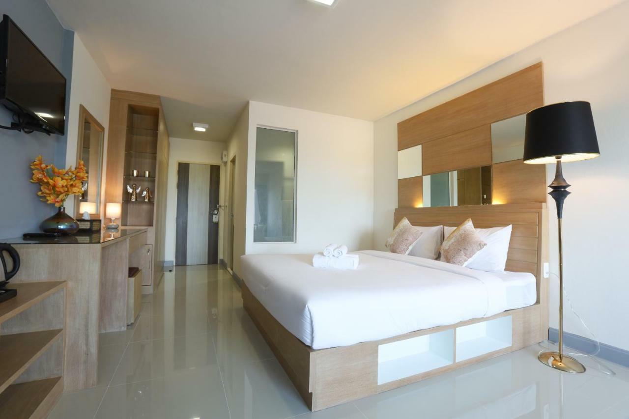 The Greenery Central Suite & Hotel Чиангмай Екстериор снимка