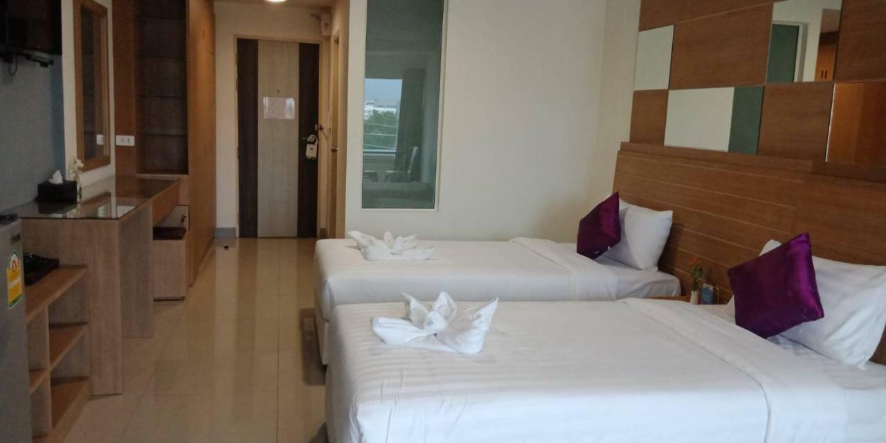 The Greenery Central Suite & Hotel Чиангмай Екстериор снимка